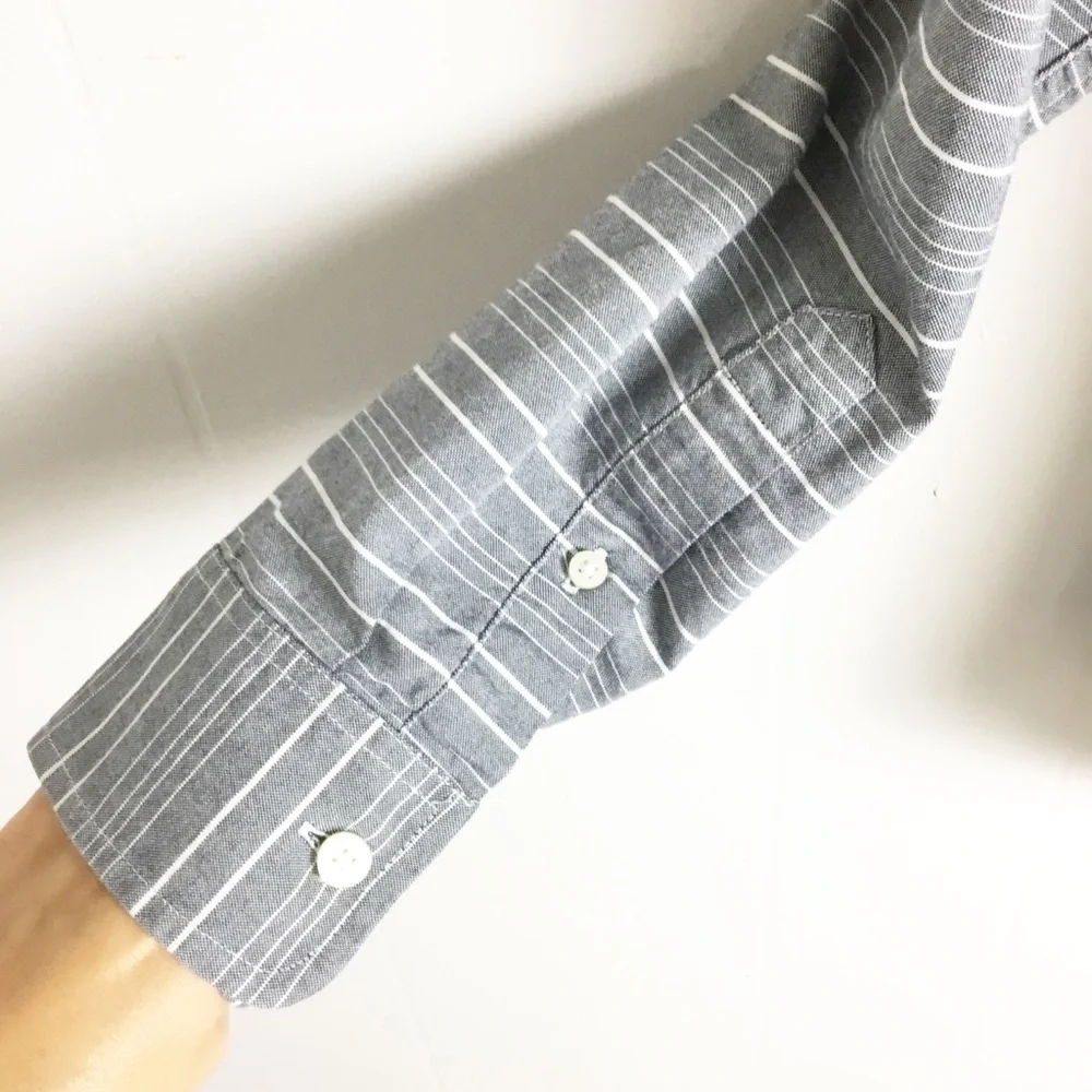 Banana Republic Long Sleeve Button Up Stripes S